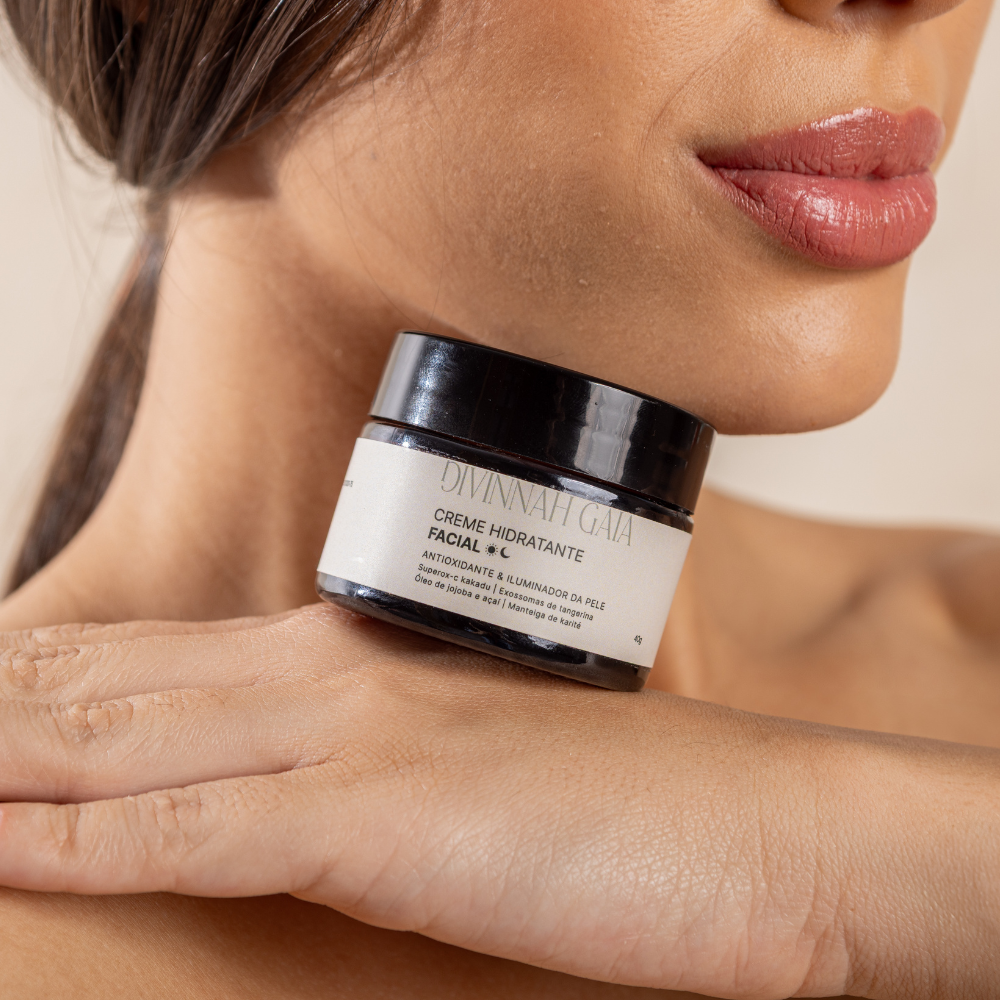 Creme Hidratante Facial com Exossomos e Kakadu