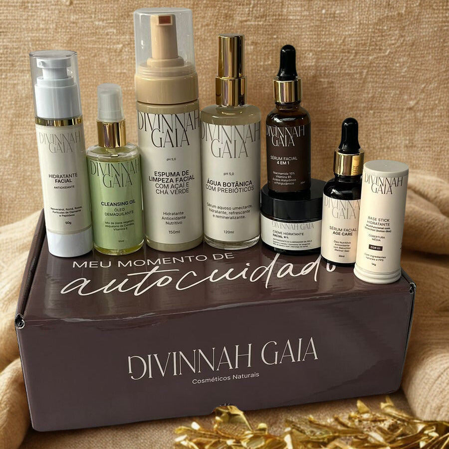 Kit limpeza, tratamento e maquiagem