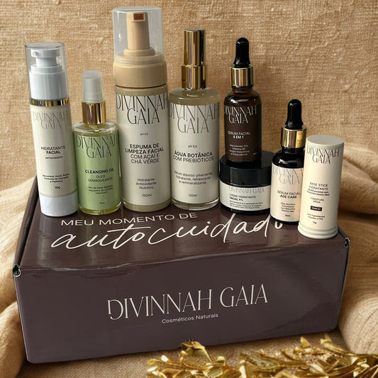 Kit limpeza, tratamento e maquiagem